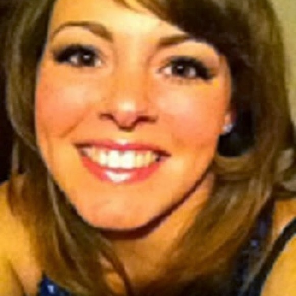 Meet your Posher, Nikki - Picture 1 of 1